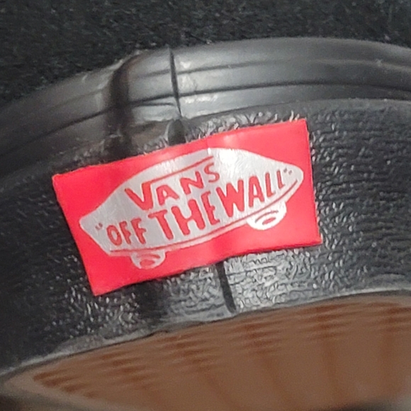 Men's Disney 100 X Vans SK8-HI 100 VILLAIN SNEAKERS LIMITED EDITION - Picture 9 of 16